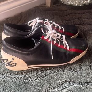 RARE VINTAGE GUCCI LEATHER TRAINORS